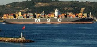 Dev konteyner gemisi "MSC La Spezia" Çanakkale Boğazı'ndan geçti