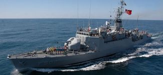 TCG Bafra, Rum petrol arama gemisini yakından takip ediyor