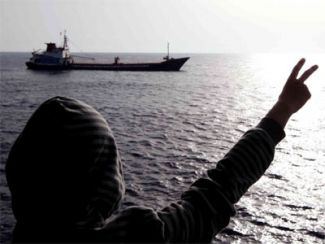 İHH'den Libya'ya yardım gemisi