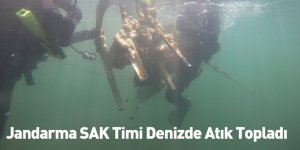 Jandarma SAK Timi Denizde Atık Topladı