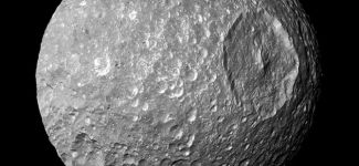 Satürn'ün uydusunda dev bir okyanus olabilir