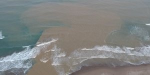 Akliman, Maviliğini Kahverengiye Bıraktı