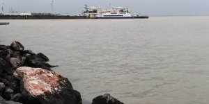 İzmir'de Sağanak Sonrası Denizde Renk Değişimleri Görüldü