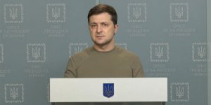 Zelenskiy: Dünyanın En Kudretli Güçleri Uzaktan İzliyor