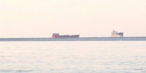 Rusya’dan Yola Çıkan Ayçiçek Yağı Yüklü Gemi İstanbul Boğazı'ndan Geçti
