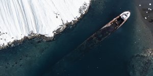 Antarktika'nın Selbolü Olan Batık Gemi "Governoren"