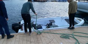 Teknesi Alabora Olan Amatör Balıkçı Aranıyor