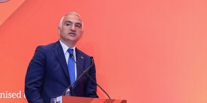 Bakan Ersoy, Turizm Yatırım Forumu'nda Konuştu: Yenikapı'da Yeni Bir Port için Çalışmalara Başlandı