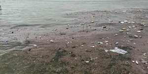 İzmir Körfezi'ndeki Atıklar Toplanıp Ekonomiye Kazandırılacak