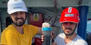 'ODTÜ Bilim Gemisi' Marmara'nın Kirlilik Tarihini Ortaya Çıkarmak İçin Demir Aldı