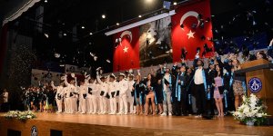 Piri Reis Üniversitesi 2021-2022 Akademik Yılı Mezuniyet Töreni Yapıldı