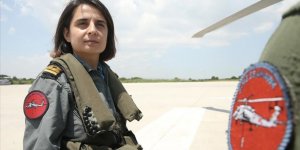 Deniz Hava Komutanlığının Tek Kadın Pilotu Hatice Yüzbaşı