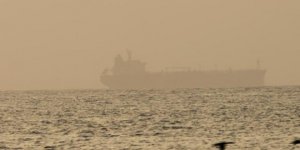 İran, Kaçak Akaryakıt Taşıyan 5 Gemiye El Koydu