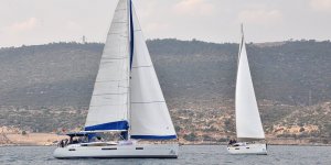 Mersin'de Yelken Yarışı ve Çevre Temizliği Etkinliği Düzenlendi