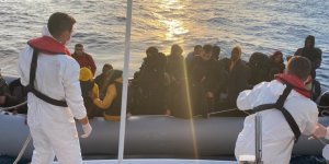 Ayvalık Açıklarında 28 Göçmen Yakalandı