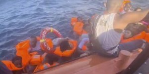 Endonezya'da Yolcu Teknesinde Çıkan Yangında 14 Kişi Can Verdi