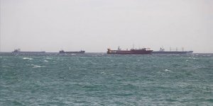 Lodos, Marmara Denizi'nde Ulaşımı Aksatıyor