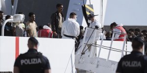İtalya, Akdeniz'de Düzensiz Göçmenleri Kurtaran STK Gemilerine Yeni Kurallar Getirdi