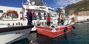 Hatay'da Fırtınada Kaybolan Balıkçı Teknesini Sahil Güvenlik Ekipleri Buldu