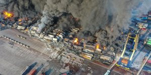 İskenderun Limanı'nda Yangına Müdahale Sürüyor