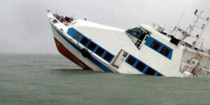 Gabon'da Feribotun Batması Sonucu 2 Kişi Öldü, 28 Kişi Aranıyor