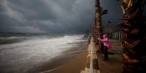 Türkiye Geneli İçin Cumartesiden İtibaren Yağış ve Fırtına Bekleniyor