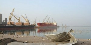 Kızıldeniz'deki Petrol Tankeri İçin Çin'den Bir Tanker Gemisi Geliyor