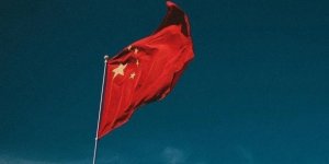 Çin'in Şandong Uçak Gemisi Tayvan Adası'na Yaklaştı