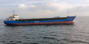 Üsküdar Açıklarında Arızalanan Konteyner Gemisi Kurtarıldı