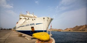 Dünyanın En Büyük Yüzen Kütüphanesi: Logos Hope