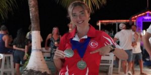 Şahika Ercument 2 Türkiye Rekoru Daha Kırdı