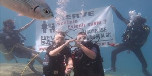Fethiye'de Su Altında Evlilik Teklifi Yapıldı