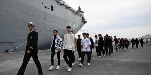 Sarayburnu Limanı'na Demirleyen TCG Anadolu Gemisi Ziyarete Açıldı