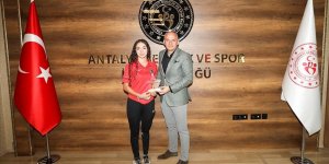Milli Triatlet Selinay Tuğçe Kır'ın Öncelikli Hedefi Olimpiyat Kotası Alabilmek