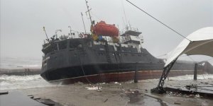 Zonguldak'ta Fırtına Nedeniyle Kaybolan Gemiye Ulaşma Çalışmaları Devam Ediyor