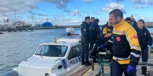 Yalova'da Feribottan Atlayan Şahsı Deniz Polisi Kurtardı