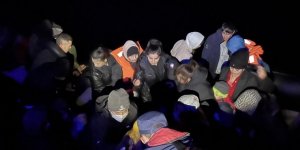 Ayvacık Açıklarında 34 Kaçak Göçmen Yakalandı