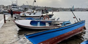 Bandırma'da Şiddetli Fırtına: Deniz Seviyesi Yarım Metre Yükseldi