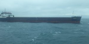 Çanakkale Boğazı’ndan Geçen Kargo Gemisi Arızalandı