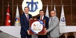 Cumhurbaşkanı Yardımcısı Cevdet Yılmaz’dan İMEAK DTO Ziyareti