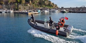 Genç Kadın 20 Metrelik Falezlerden Düştü