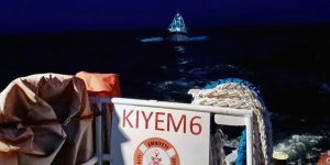 Arızalanan 17 Metrelik Lüks Tekneyi KIYEM Ekipleri Kurtardı