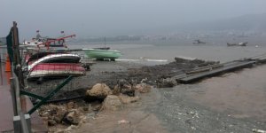 Fırtına Sonrası Denizde Kirlilik Oluştu