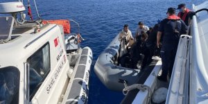 Ayvacık Açıklarında 17 Kaçak Göçmen Yakalandı