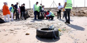 Karaduvar Sahili Temizlendi