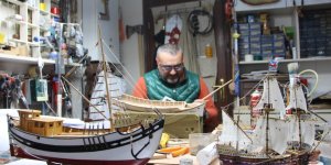 40 Metrekarelik Dükkandan Amerika'ya Gemi Maketi Gönderiyor