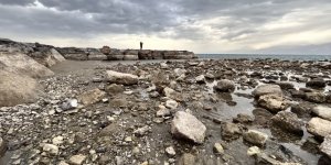 Hatay’da Fırtına Nedeniyle Deniz 20 Metre Çekildi