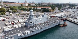 Katar Donanmasının Amfibi Gemisi "Al Fulk" İstanbul'da