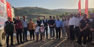 Tunceli’de 850 Bin Adet Balık Suyla Buluşturuldu