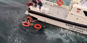 Feribottan Denize Atlayan Yolcunun Görüntüleri Ortaya Çıktı